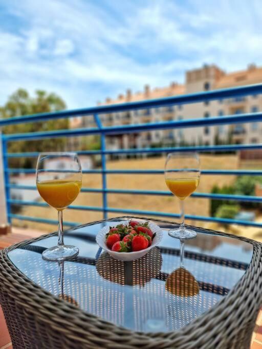 Acogedor Piso Con Terraza Y Parking! Apartment Беналмадена Екстериор снимка